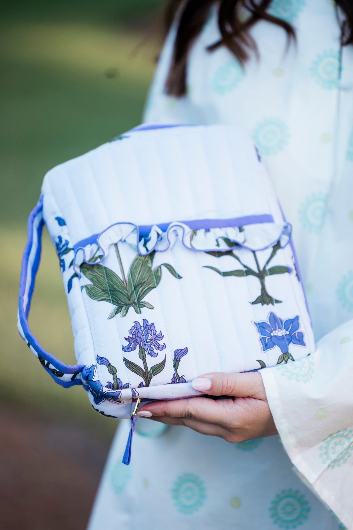 Iris Lavende | Bible Cover
