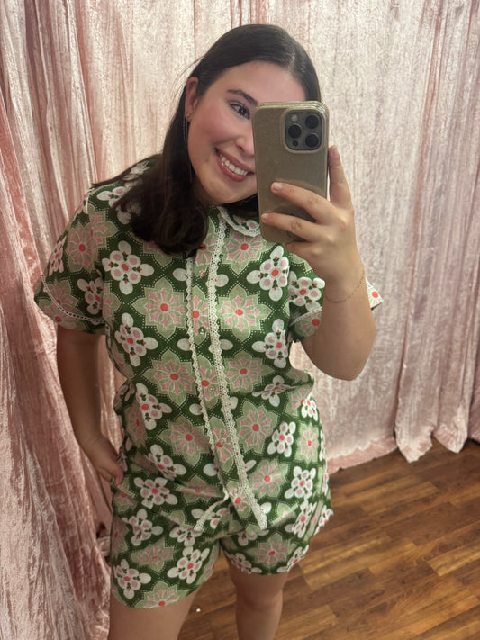 Green Medallion | Linen Short Set | SAMPLE